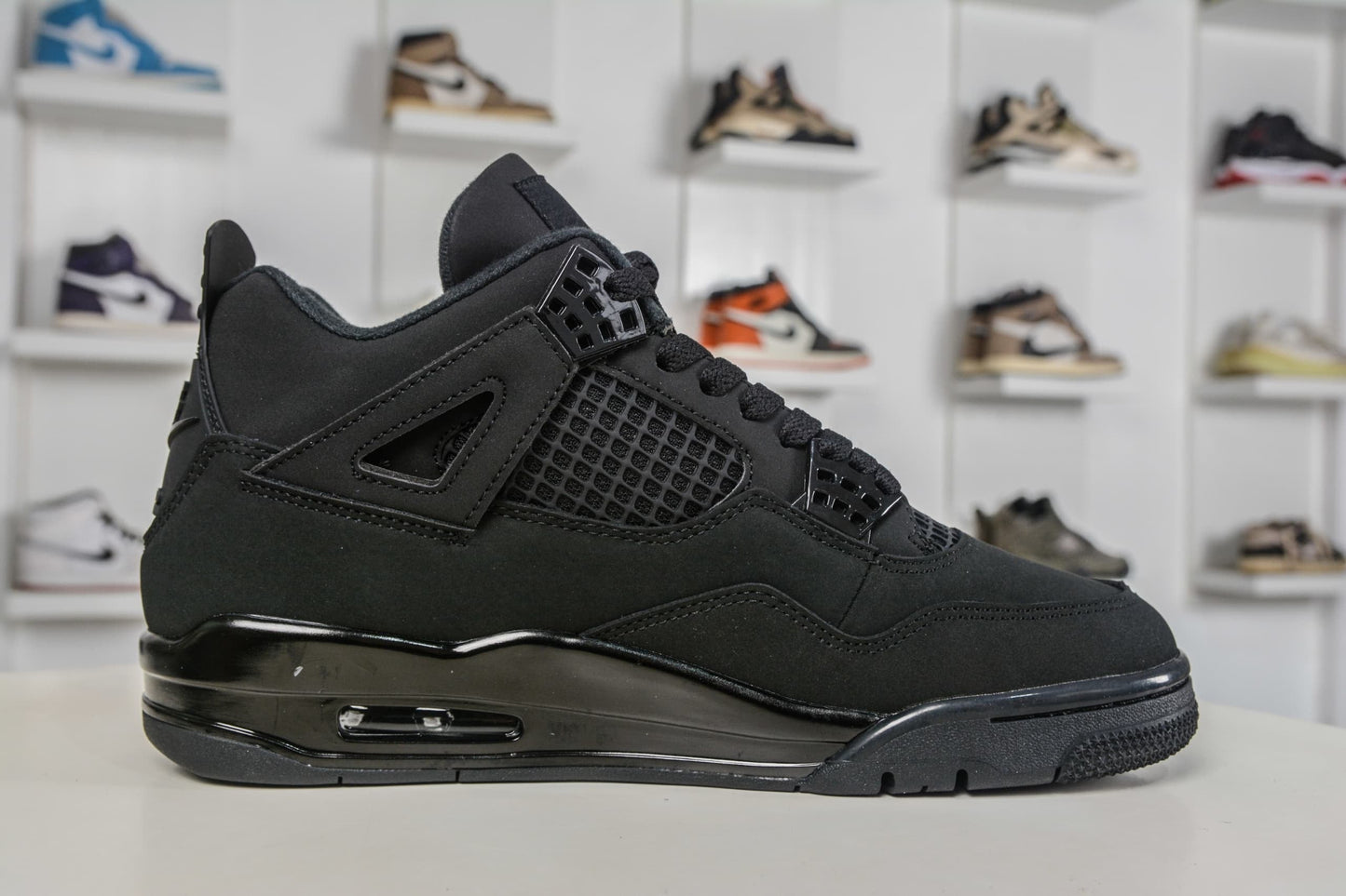Air Jordan 4 Retro Black Cat 2025
