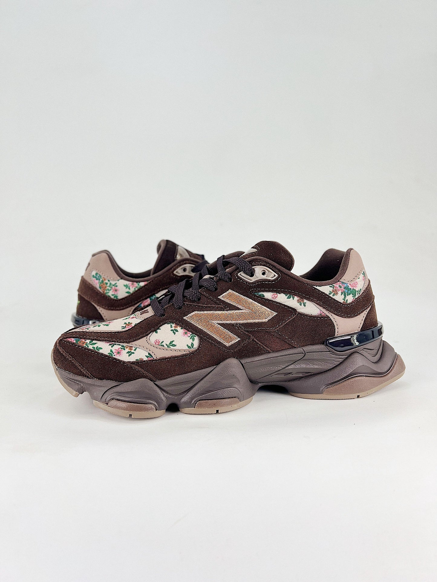 Balance 9060 "Atmos Pink Timeless Beauty"