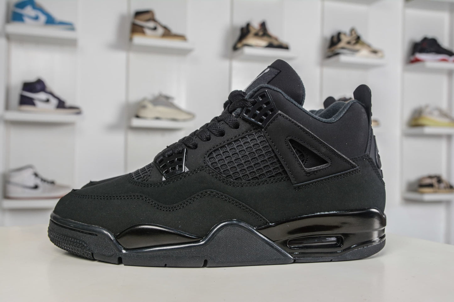 Air Jordan 4 Retro Black Cat 2025